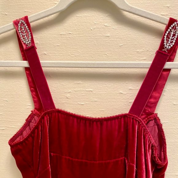 Stunning Trelise Cooper Red Velvet Top! - Picture 6 of 6